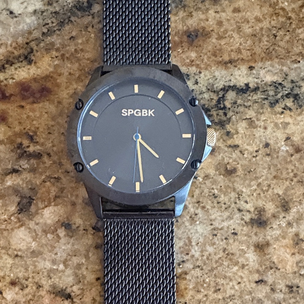 SPGBK North Carolina Black Men’s Metal Mesh Band Watch/New Battery